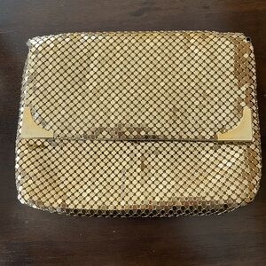 VINTAGE! Shimmering Elegant Gold Mesh Purse